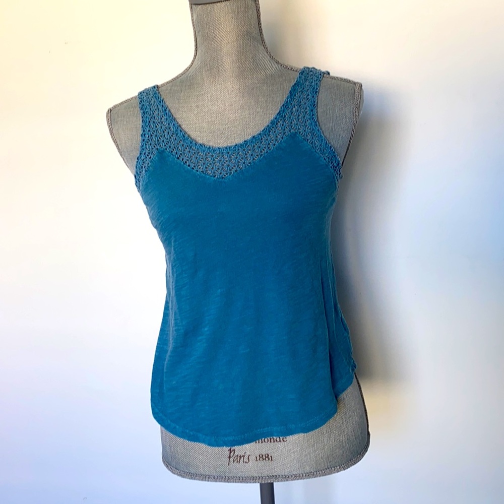 Blue top